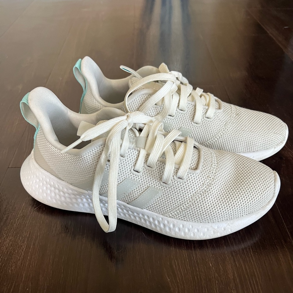 Adidas Women’s Sneaker